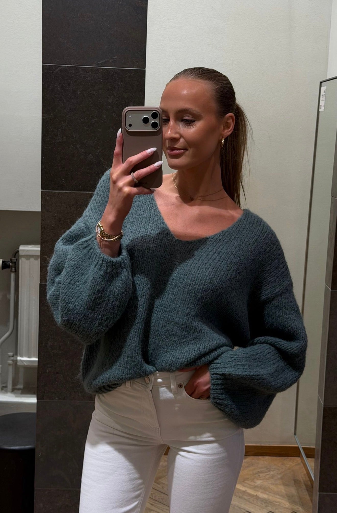 VMMAYBE Pullover - Laurel Wreath